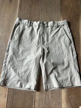Vineyard Vines Kid’s Classic Performance Shorts in Light Khaki